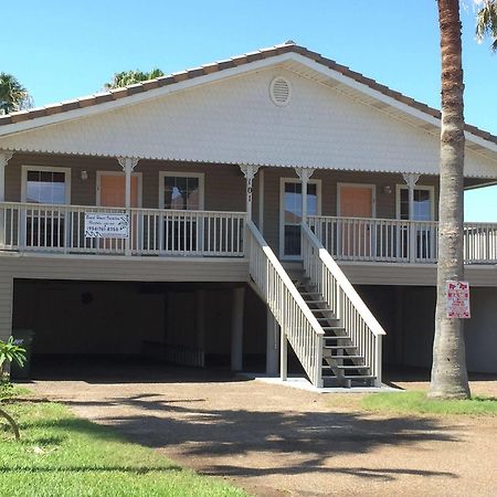 Capricorn Beach House Vacation Rental South Padre Island Exterior photo
