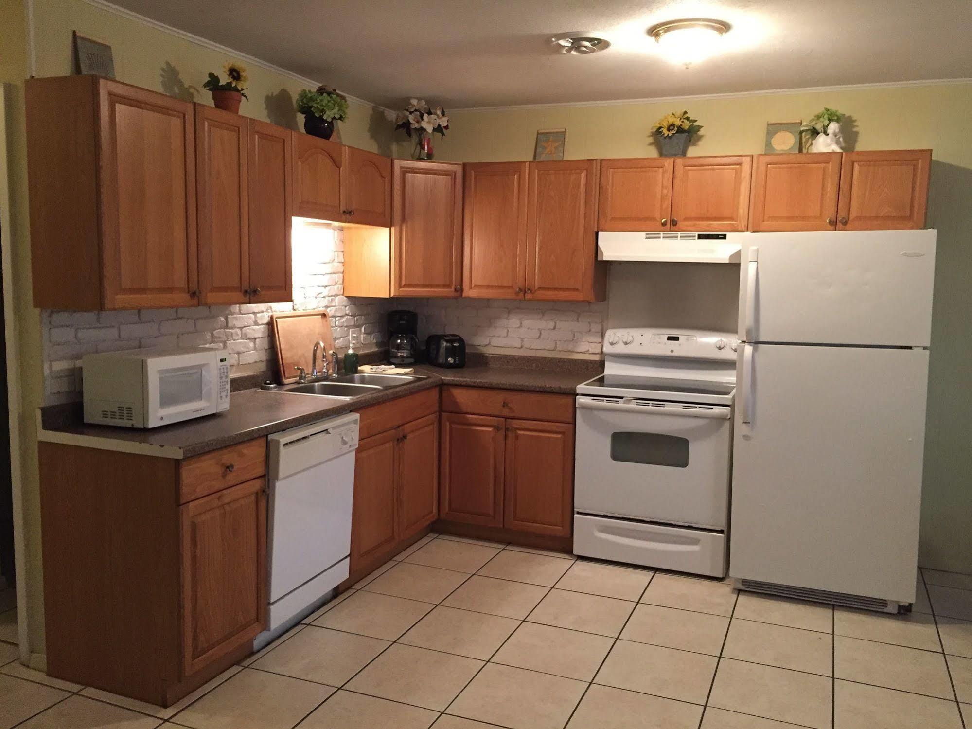 Capricorn Beach House Vacation Rental South Padre Island Exterior photo
